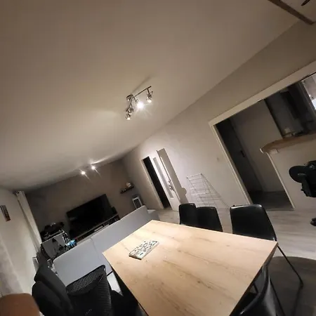 Neuve Dans Un Partage A 10 Minutes Du Circuit Apartment *