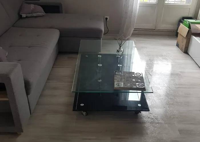 Neuve Dans Un Partager A 10 Minute Du Circuit * Allonnes (Sarthe)